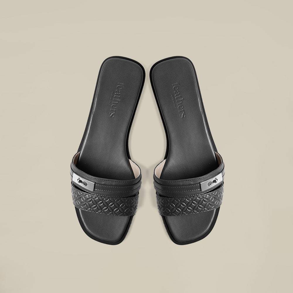 Solene Flat Sandal