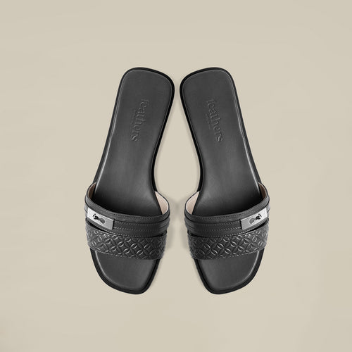 Solene Flat Sandal