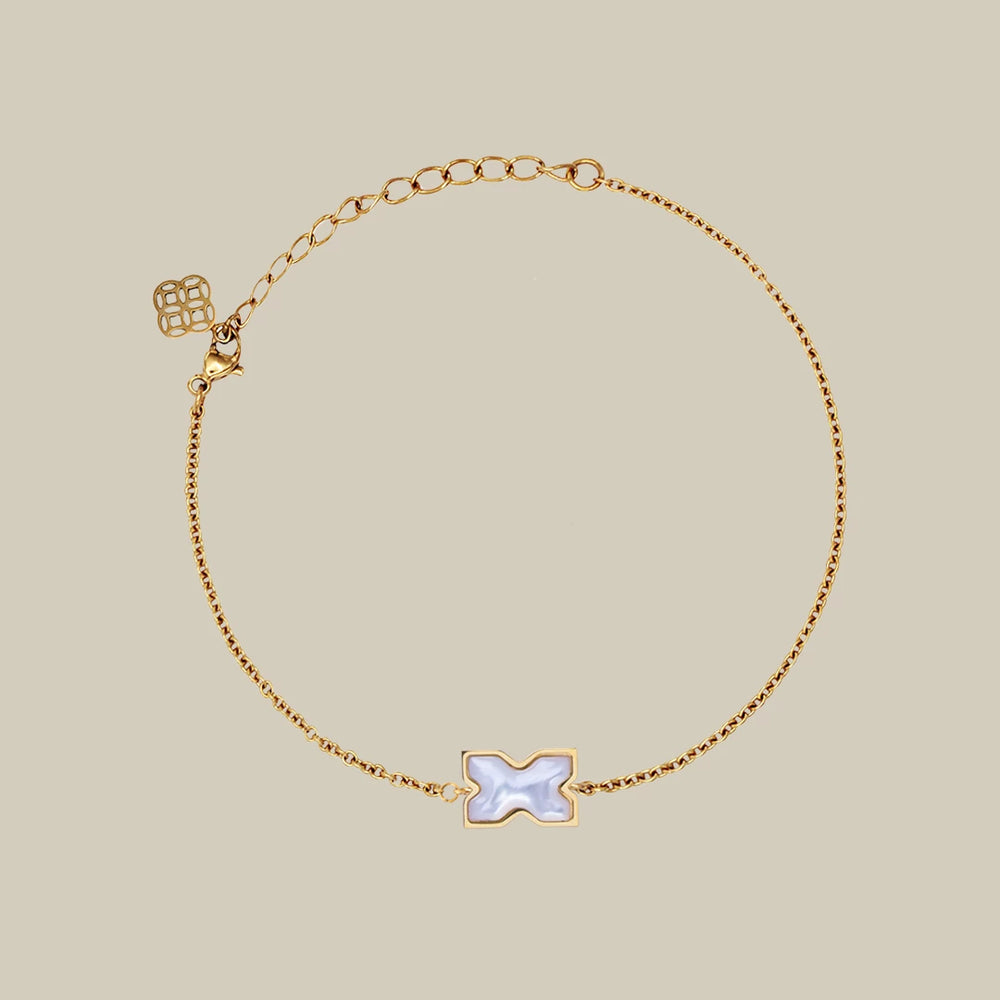 Love Crossroads Mop Bracelet