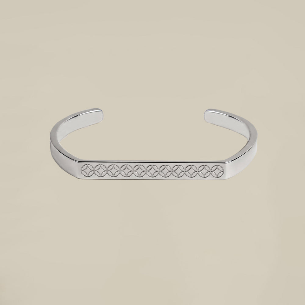 Flat Delight Silver Bangle