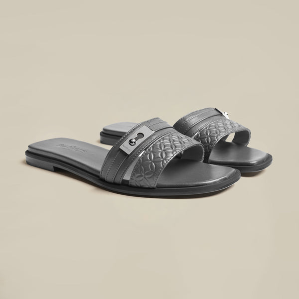 Solene Flat Sandal