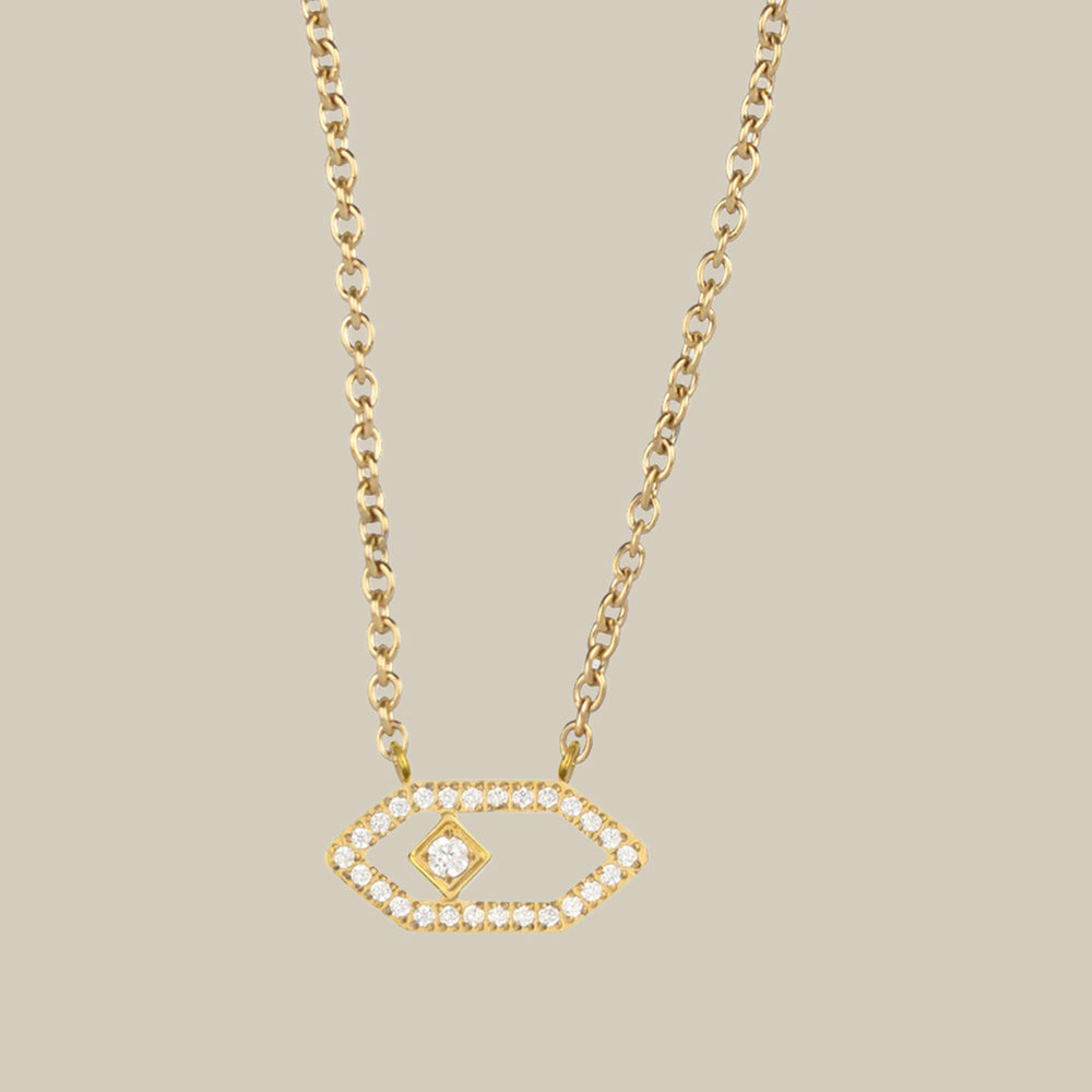 قلادة مشاعر الحديقة