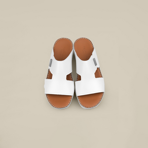 صندل مون أمي بإبزيم جانبي