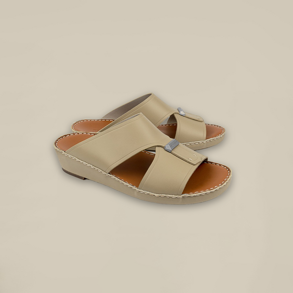 صندل مون أمي ذو الإبزيم المركزي