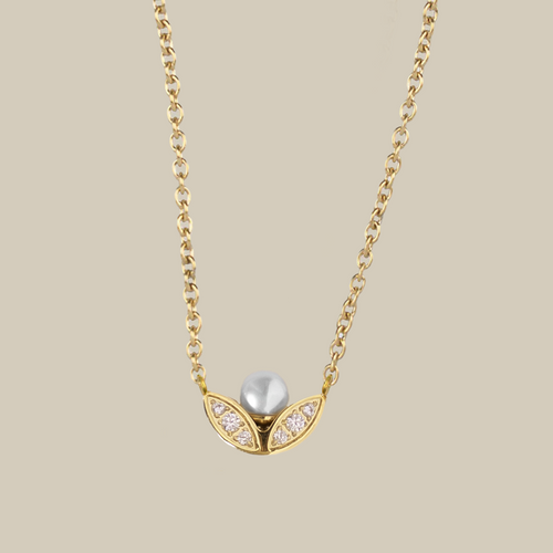 The Pearl Pendant