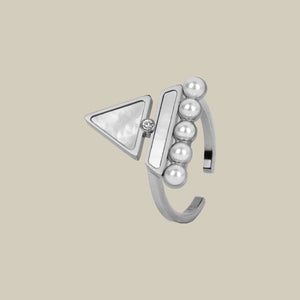 Shera'a W Pearl Ring