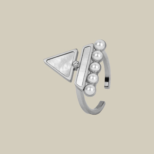 Shera'a W Pearl Ring