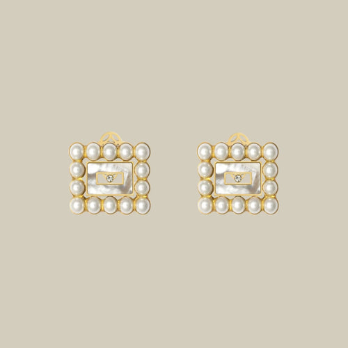 Tabla W Pearl Earrings