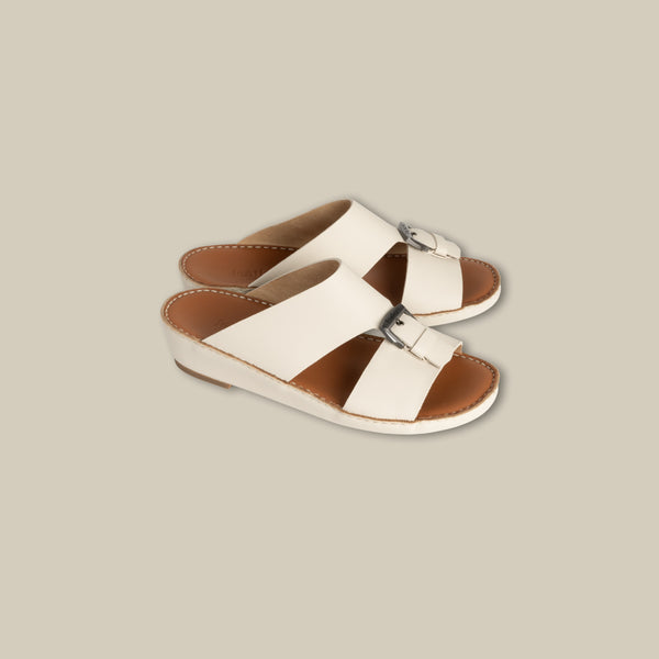 Vanguard Center Buckle Sandal