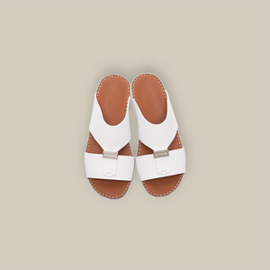 صندل ذو مشبك مزدوج مغلق