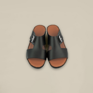 صندل المحارب ذو الإبزيم الجانبي