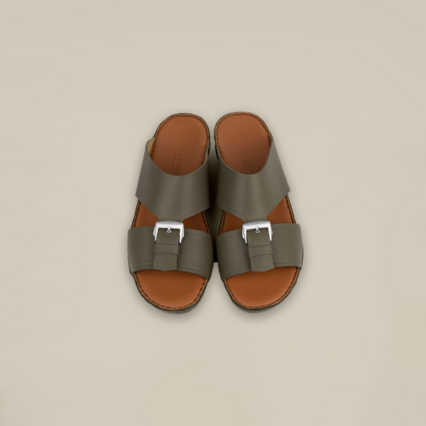 Warrior Center Buckle Sandal