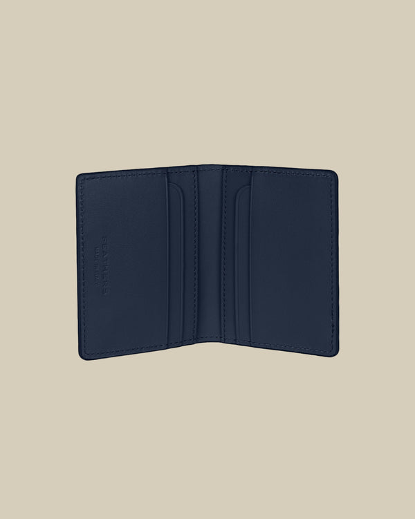 محفظة المحارب الصغيرة المربعة