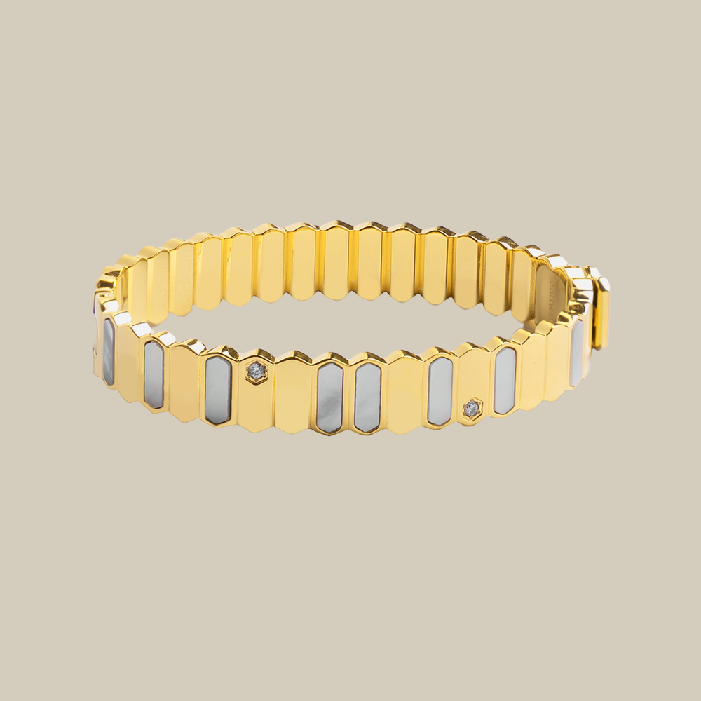 The Reed Bangle