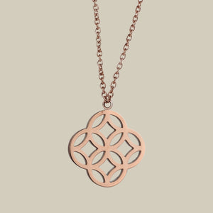 قلادة شعار السيارة