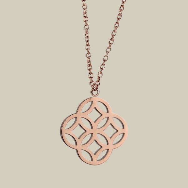 قلادة شعار السيارة