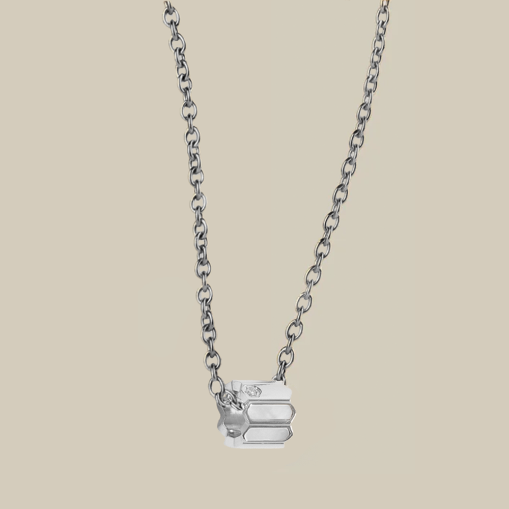 The Reed Pendant