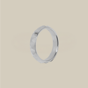 Pyramid Ring