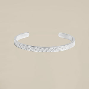 Ultra Delight silver bangle ©